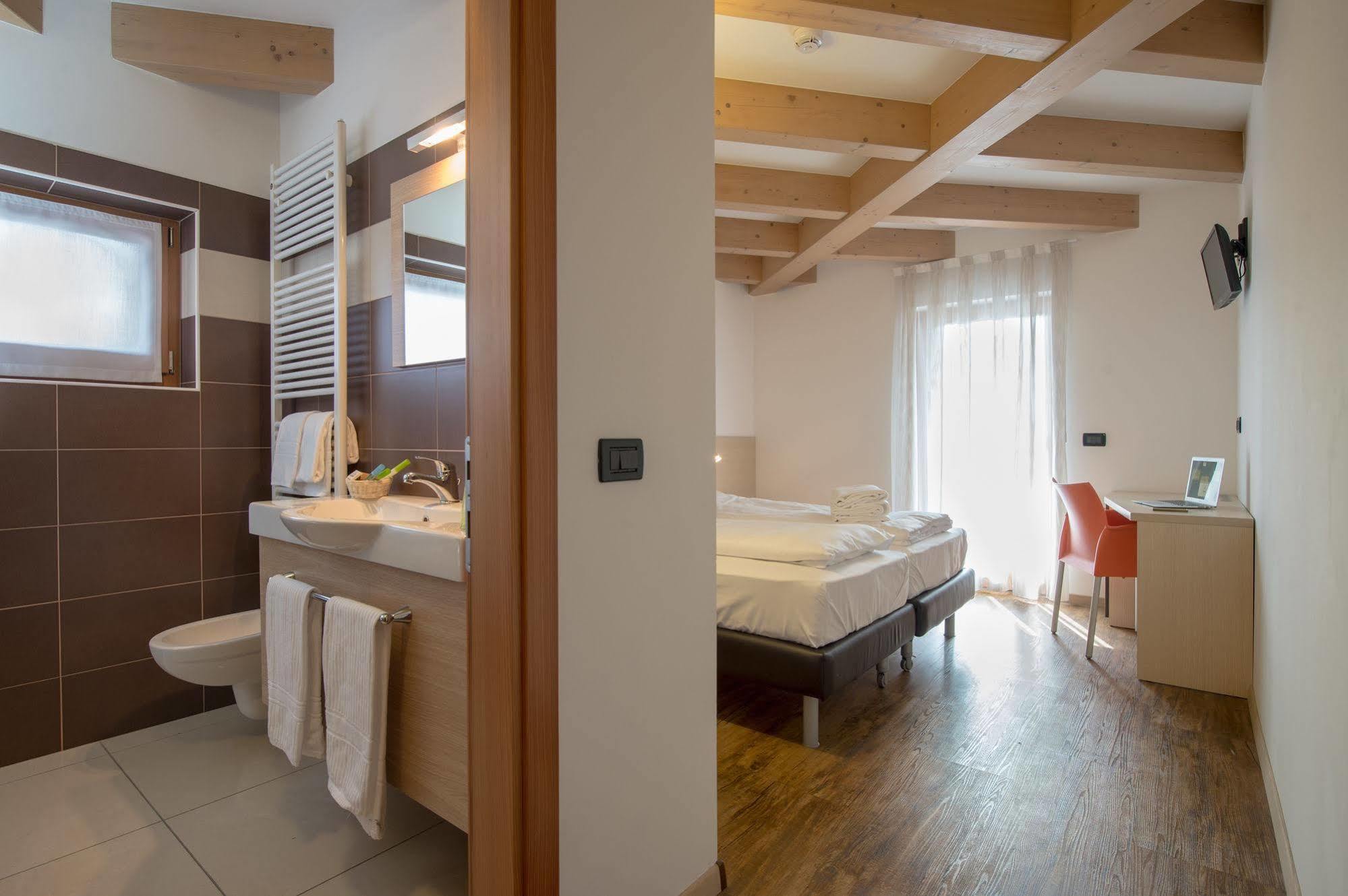 Villa Cameras Room And Breakfast Mori Dış mekan fotoğraf
