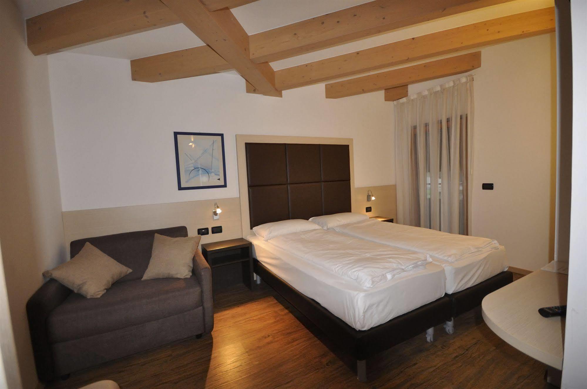 Villa Cameras Room And Breakfast Mori Dış mekan fotoğraf