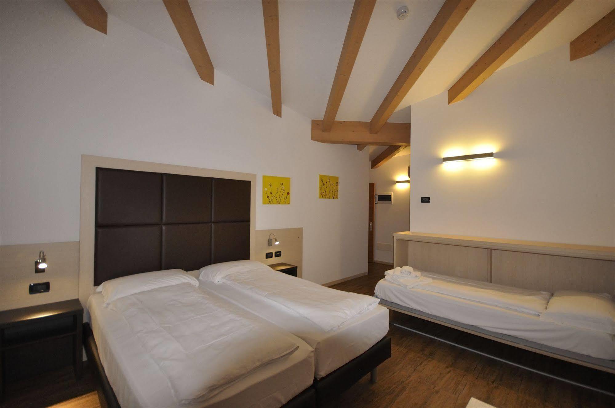 Villa Cameras Room And Breakfast Mori Dış mekan fotoğraf